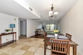 Photo #2: 6088436 Listing 