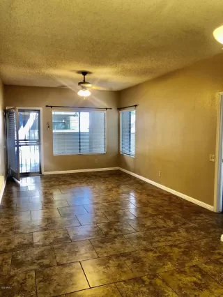 Photo #3: 6088456 Listing 
