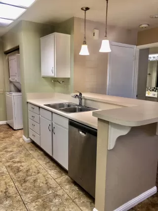 Photo #5: 6088456 Listing 