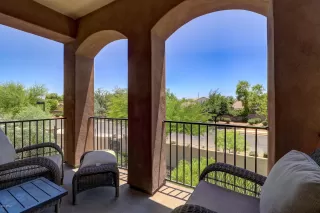 Photo #2: 6088702 Listing