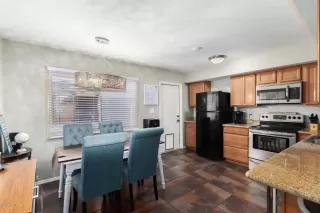 Photo #5: 6088732 Listing 