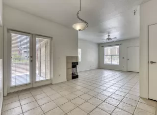 Photo #3: 6088794 Listing