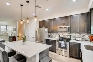 Photo #4: 6088856 Listing 