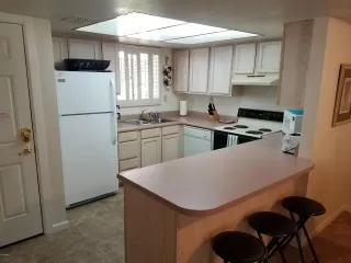 Photo #4: 6088889 Listing 