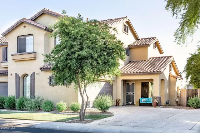 MLS: 6088938 Condo For Sale