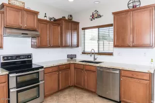 Photo #2: 6088938 Listing 