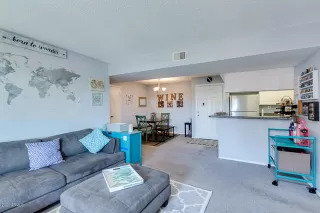 Photo #5: 6088959 Listing 