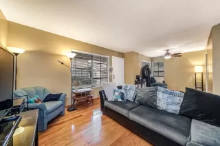 Photo #5: 6089031 Listing