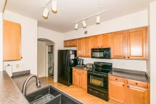 Photo #4: 6089048 Listing