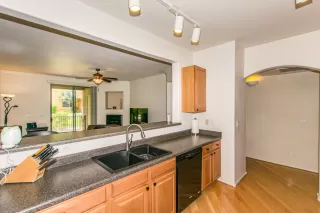 Photo #5: 6089048 Listing