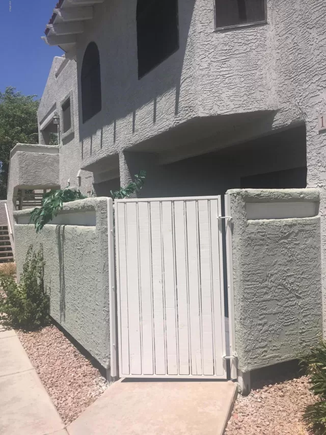 MLS: 6089123 Condo For Sale