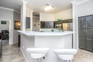 Photo #6: 6089361 Listing 