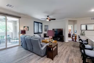 Photo #2: 6089591 Listing