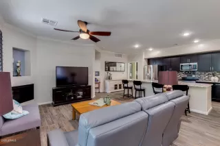 Photo #3: 6089591 Listing