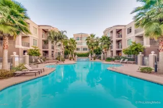 Photo #2: 6089607 Listing