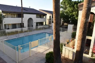 Photo #5: 6090012 Listing