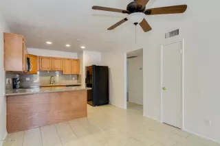 Photo #4: 6090100 Listing 