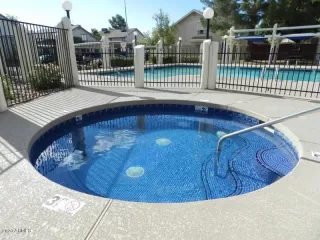 Photo #3: 6090134 Listing