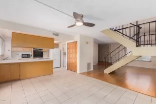 Photo #3: 6090225 Listing