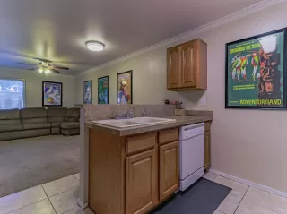 Photo #5: 6090249 Listing 