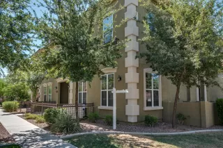 Photo #1: 6090307 Listing