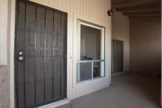 Photo #5: 6090443 Listing