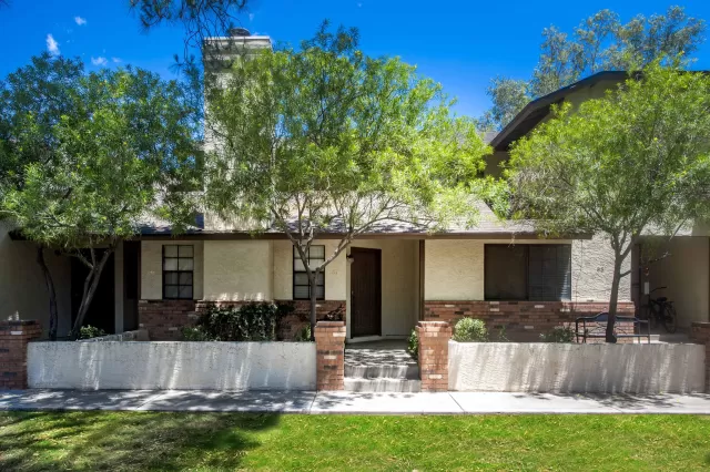 MLS: 6090464 Condo For Sale