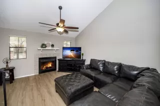 Photo #3: 6090464 Listing 