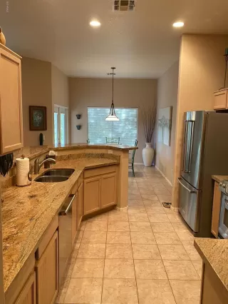 Photo #6: 6090589 Listing 