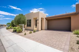 Photo #5: 6090637 Listing