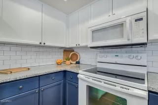 Photo #4: 6090653 Listing 