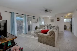 Photo #6: 6090676 Listing 
