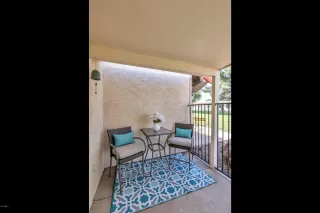 Photo #5: 6090742 Listing