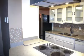 Photo #6: 6090811 Listing