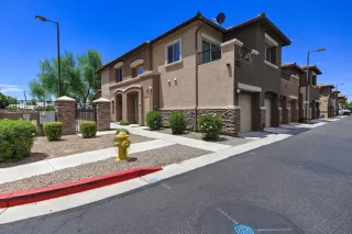 Photo #1: 6091264 Listing 