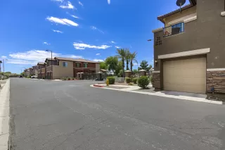 Photo #5: 6091264 Listing 