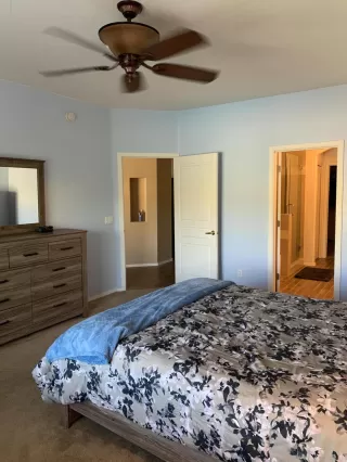 Photo #5: 6091298 Listing