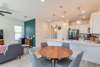 Photo #1: 6091454 Listing