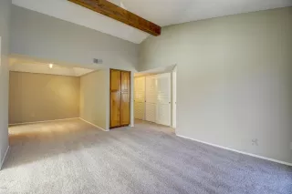 Photo #4: 6091642 Listing