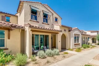 Photo #3: 6091659 Listing