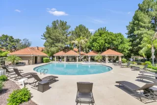 Photo #6: 6091963 Listing