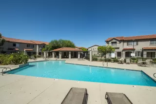 Photo #3: 6092122 Listing
