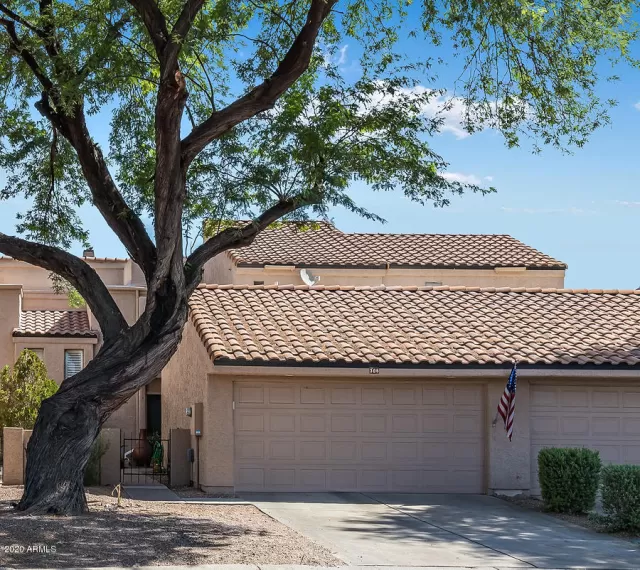 MLS: 6092149 Condo For Sale