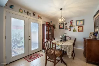 Photo #6: 6092149 Listing 