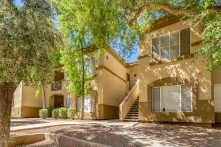 Photo #2: 6092167 Listing