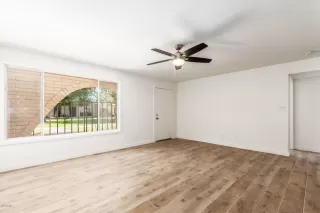 Photo #4: 6092601 Listing