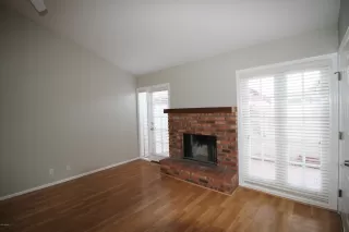 Photo #4: 6092644 Listing