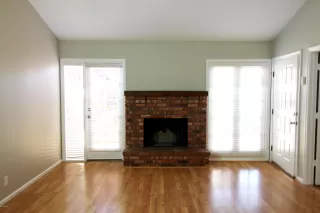 Photo #6: 6092644 Listing