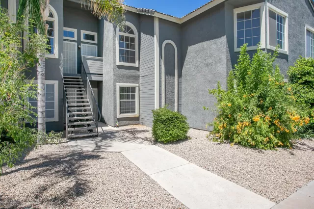 MLS: 6092673 Condo For Sale