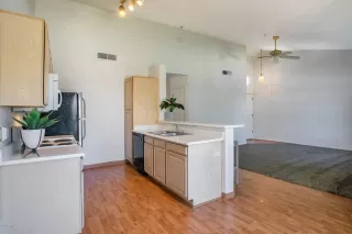 Photo #2: 6092673 Listing